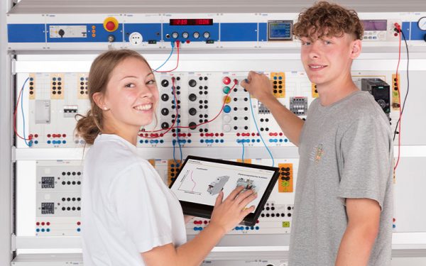 2_Ausbildung_Startseite-800×500-1