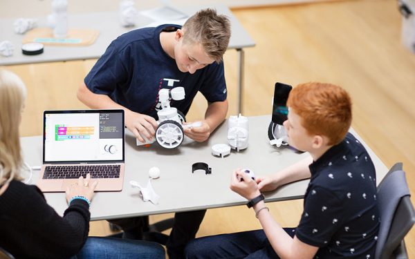 3_Coding-und-Robotics_Startseite-800×500-1